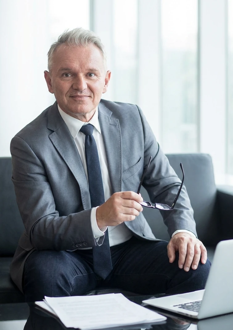 Na zdjęciu widac pełnomocnika kancelarii Odszkodowania Bydgoszcz